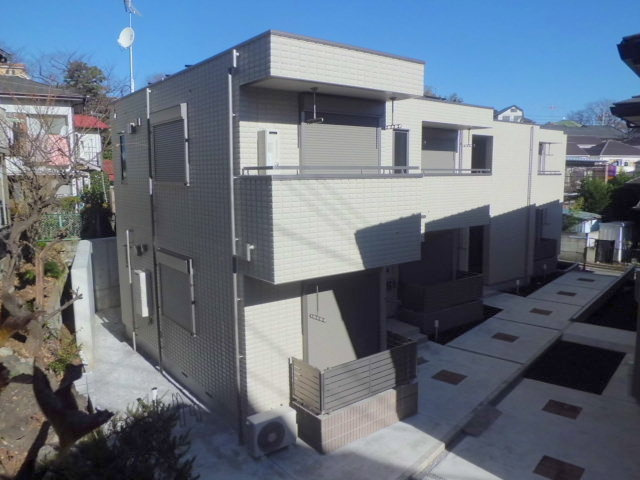 セレーノ大倉山Ⅱのロビー|耐震耐火旭化成ヘーベルメゾン