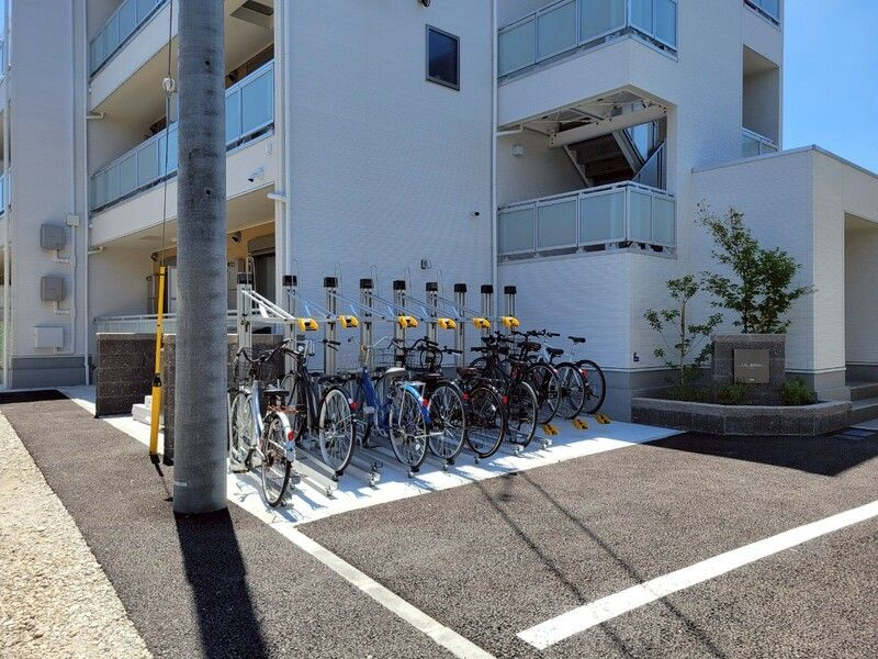 C-SQUARE Soraの駐車場