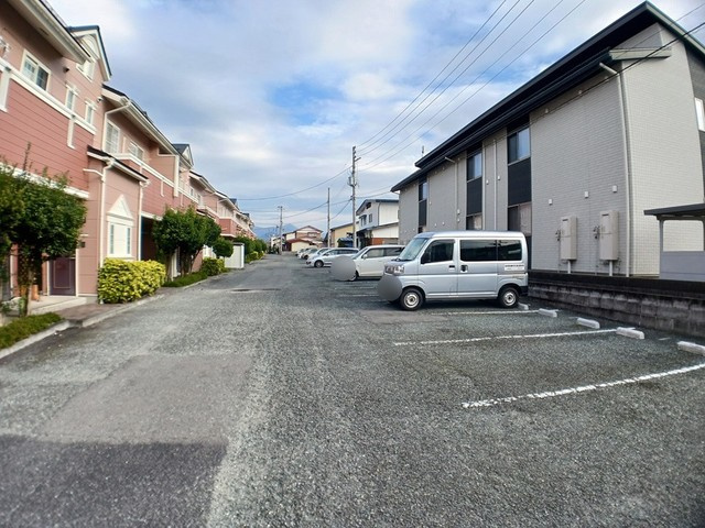 メゾンプロムナードＡの駐車場|駐車場