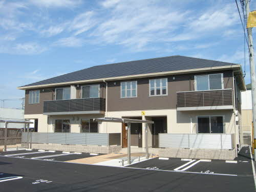 シャーメゾン・ジラソーレ A棟の外観