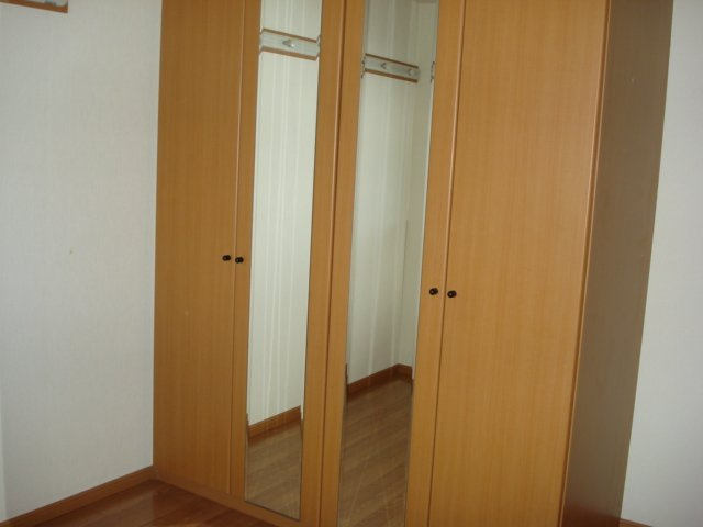 【収納】 | グランディール　チェリー | 洋室②収納