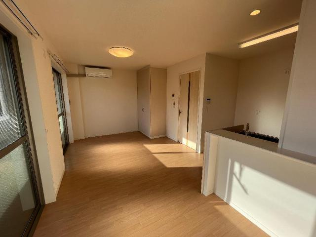 【居間・リビング】 | ウィング東合川 | リビング