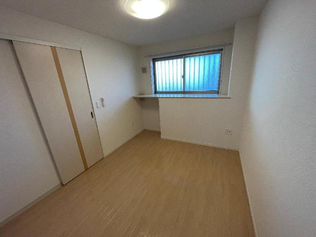 【寝室】 | ウィング東合川 | 洋室