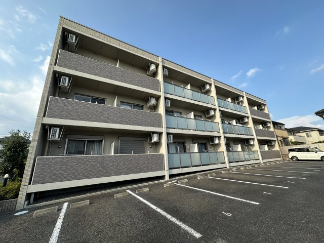 ルミエール伊保原の外観