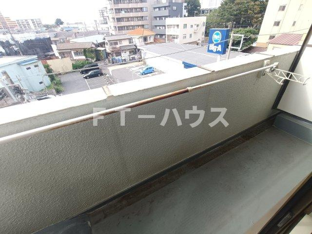 大久保ビルのバルコニー