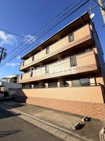 ルミエール・Eの外観