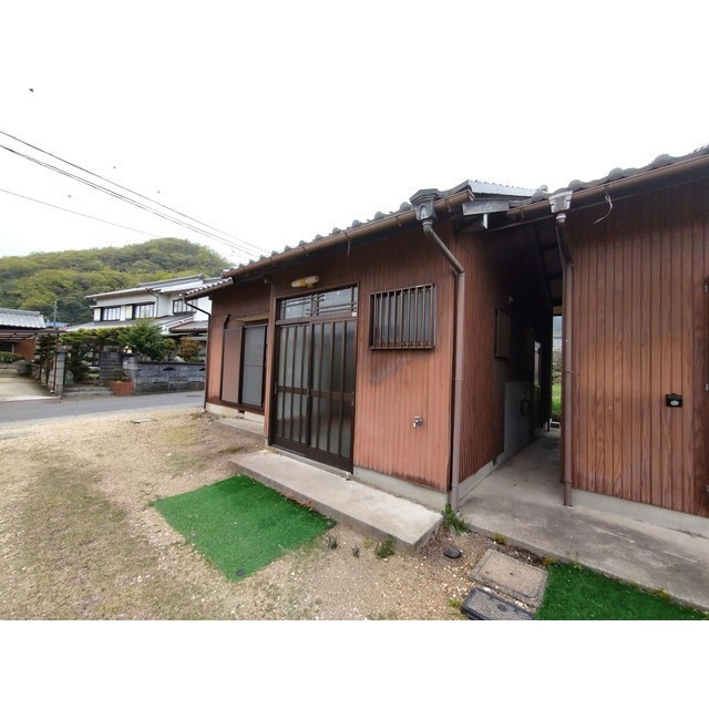 岩戸林貸家の外観