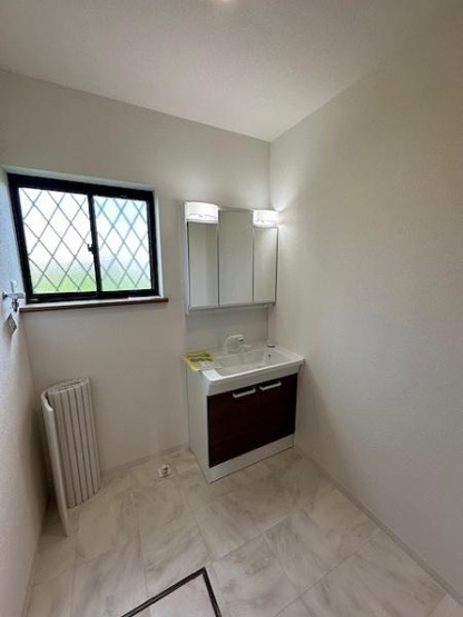 【独立洗面台】