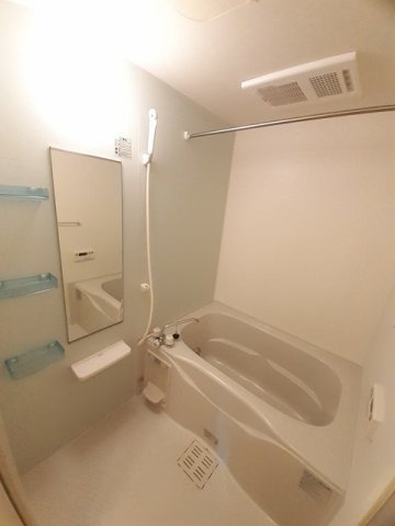 サンハウスヨシキＣの浴室