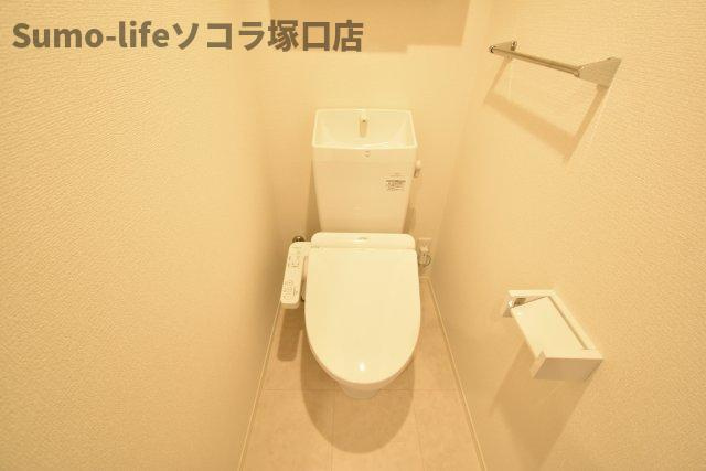 D-room南塚口のトイレ