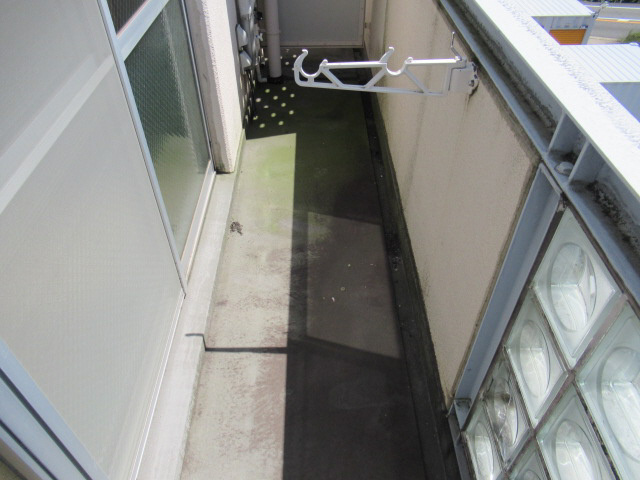 ニュープレジデント藤沢のバルコニー