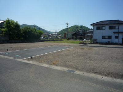 【前面道路含む現地写真】 | 七日市　全５区画