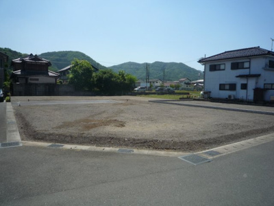【前面道路含む現地写真】 | 七日市　全５区画