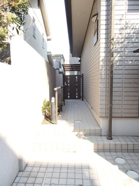 メゾンドールＳＡＧＡＮＯのエントランス|エントランス