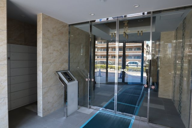 フェアリア船橋のエントランス|落ち着いたエントランスです