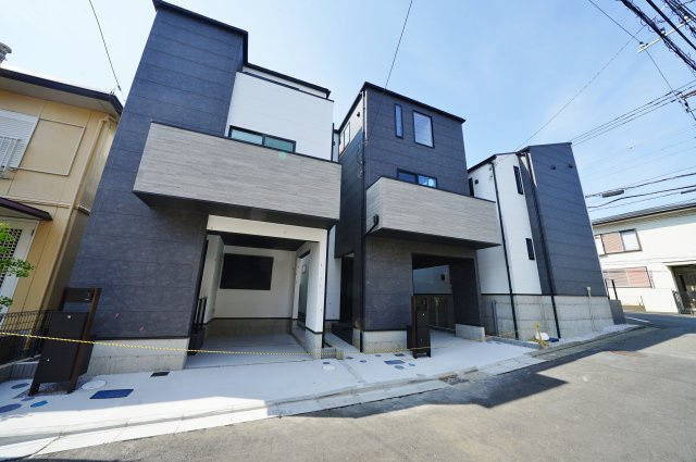 【横浜市保土ケ谷区仏向西20全3棟新築戸建て】★仲介手数料無料★（坂本小学校・保土ケ谷中学校）の外観