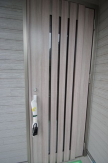 【玄関】 | 【仲介手数料無料！！】多摩市連光寺３丁目　新築戸建て（全1棟）1号棟　3340万円