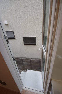 【その他】 | 【仲介手数料無料！！】多摩市連光寺３丁目　新築戸建て（全1棟）1号棟　3340万円 | 勝手口