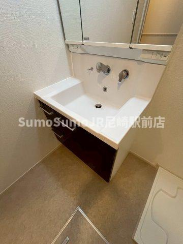 Ｄｒｅａｍ　Ｌｉｆｅの独立洗面台|朝の支度にも助かる、独立の洗髪洗面化粧台