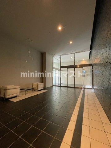 エスリード大手前のロビー