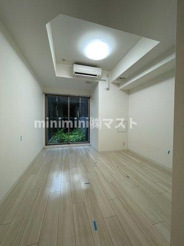 エスリード大手前の居間・リビング