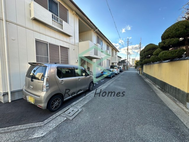 ファミリーハイツの駐車場