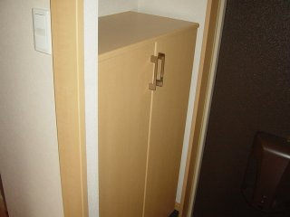 ランドスケープＡＮＤＯⅢのエントランス|下駄箱