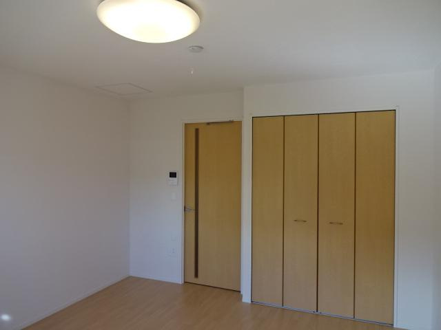 グラスルーチェの寝室|洋室