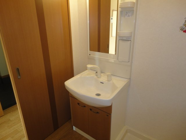 ソラークの洗面所|洗髪洗面化粧台