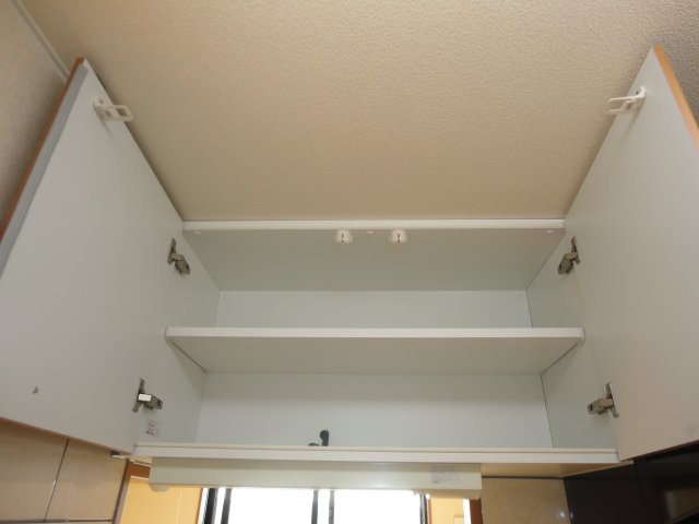 ソラークのキッチン|キッチン　吊戸棚