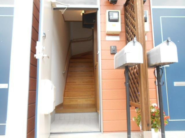 パークハイツいまいずみの玄関