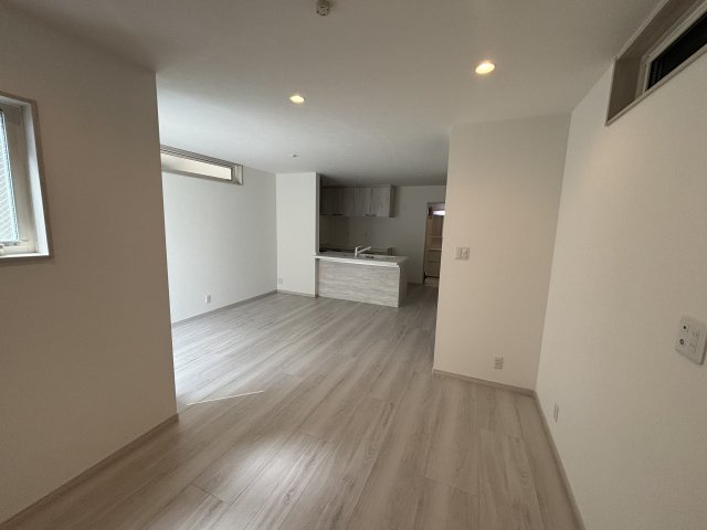 【居間・リビング】 | 浜口東２丁目新築戸建