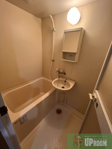 カレッジハイツ春日井の浴室