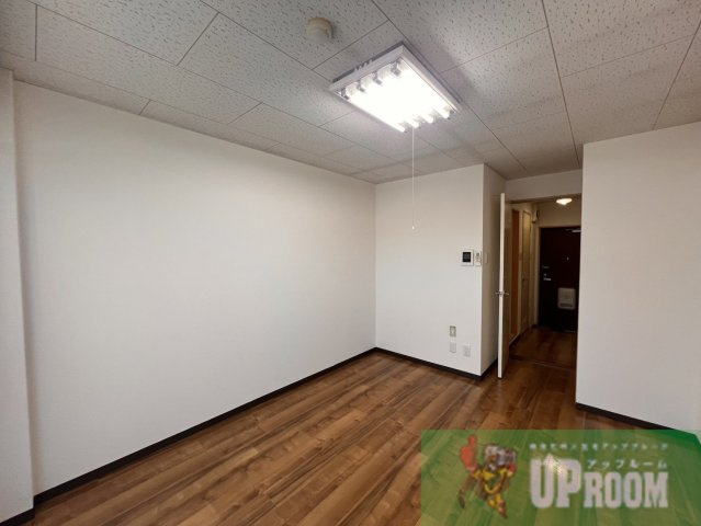 カレッジハイツ春日井のロビー