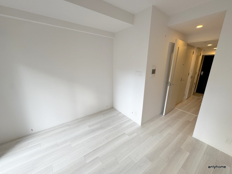 エスリード新大阪ザ・プレミアWEST　仲介手数料無料の居間・リビング