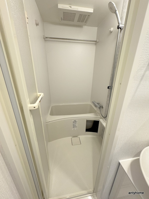 エスリード新大阪ザ・プレミアWEST　仲介手数料無料の浴室