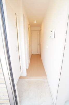 【玄関】 | ラプリマさくら坂 | ※同物件・反転タイプの写真です。