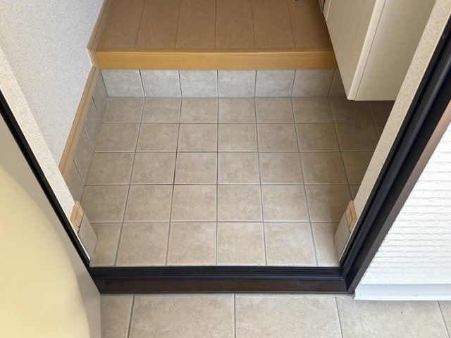 シン．シン．ハウスＡの玄関