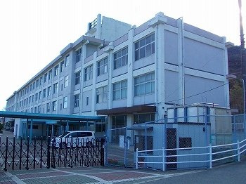 サンリット・ヴィラの周辺|四郷小学校まで1700m