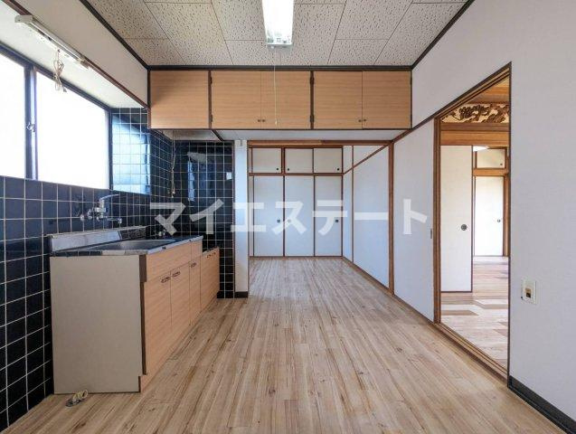 【居間・リビング】 | ひまわり貸家