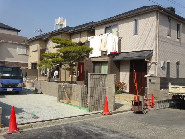 グランツ松下の外観