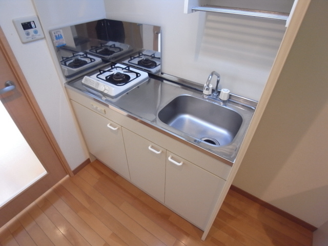 ダイドーメゾン岡本駅前のキッチン