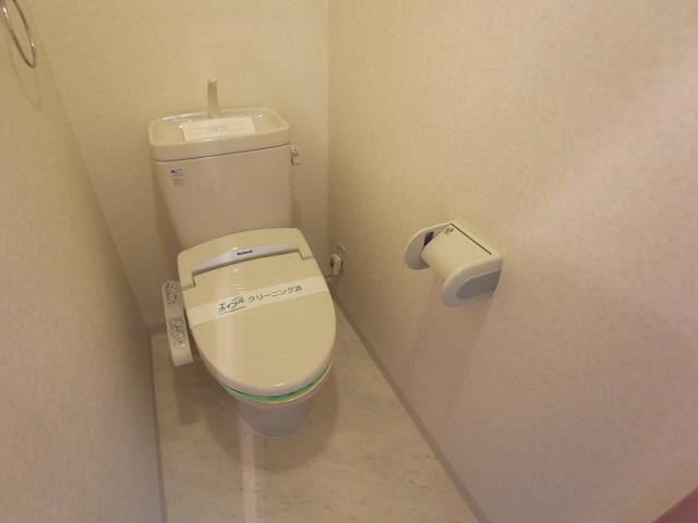 ダイドーメゾン岡本駅前のトイレ