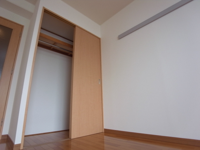 ダイドーメゾン岡本駅前の収納