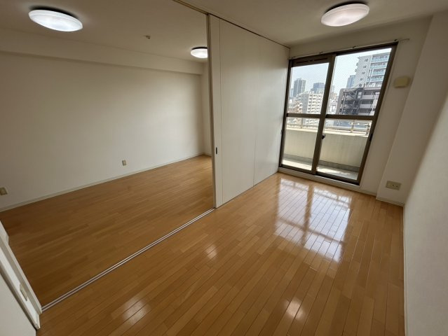 アーデンタワー立売堀の居間・リビング