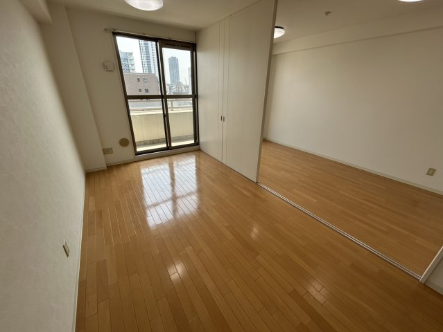 アーデンタワー立売堀の居間・リビング