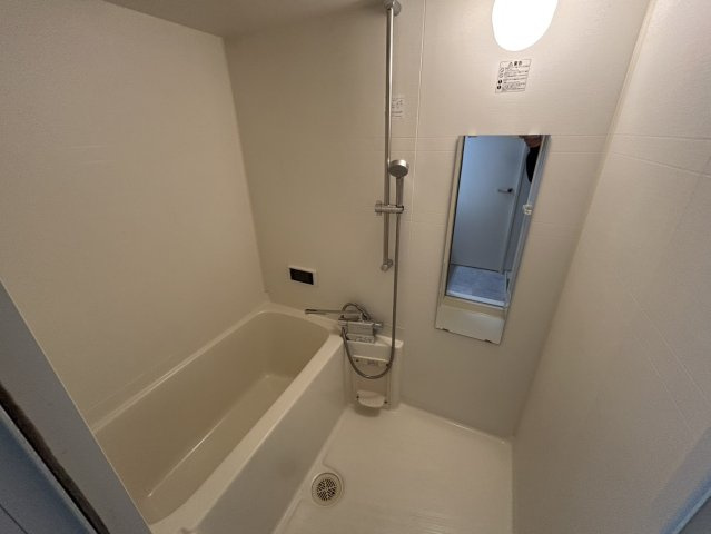 アーデンタワー立売堀の浴室