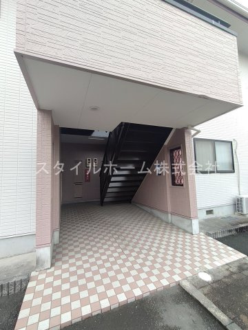 【エントランス】 | グランデージ薬師　A