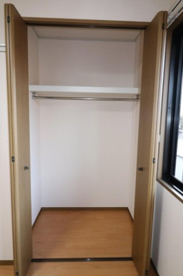 【洋室】 | メゾンドルチェ Ｂ | 北側洋室収納