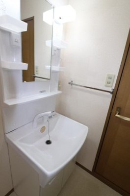 【独立洗面台】 | メゾンドルチェ Ｂ | 洗面室